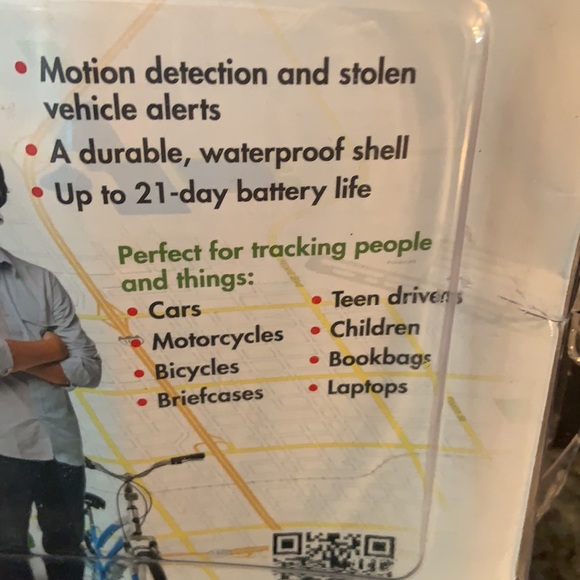 eZoom portable tracking & safety locator - Picture 2 of 5